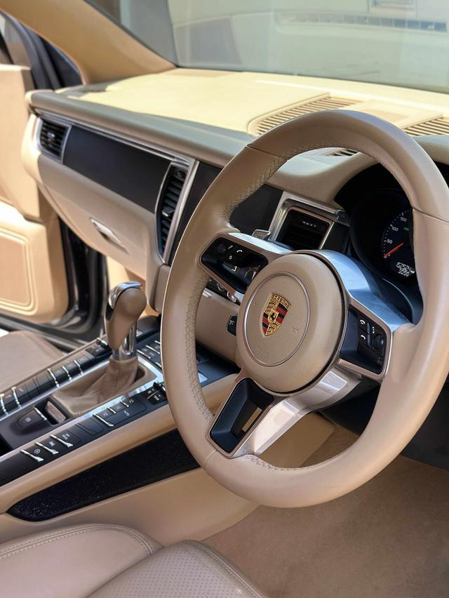 Porsche Macan 2.0 4WD SUV 2016 6