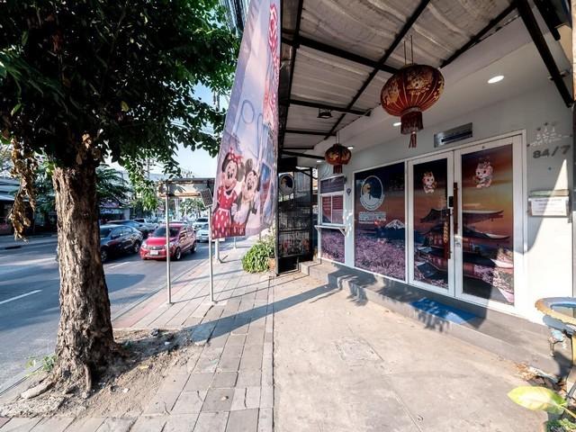 ขายโฮมออฟฟิศ 4 ชั้น 338 ตรม. ติดถนน ย่านคู้บอน รามอินทรา ริมถนนคู้บอน ระหว่าง 6 และ 8 ทำเลดี ใกล้รถไฟฟ้า สายสีชมพู สถานี 2