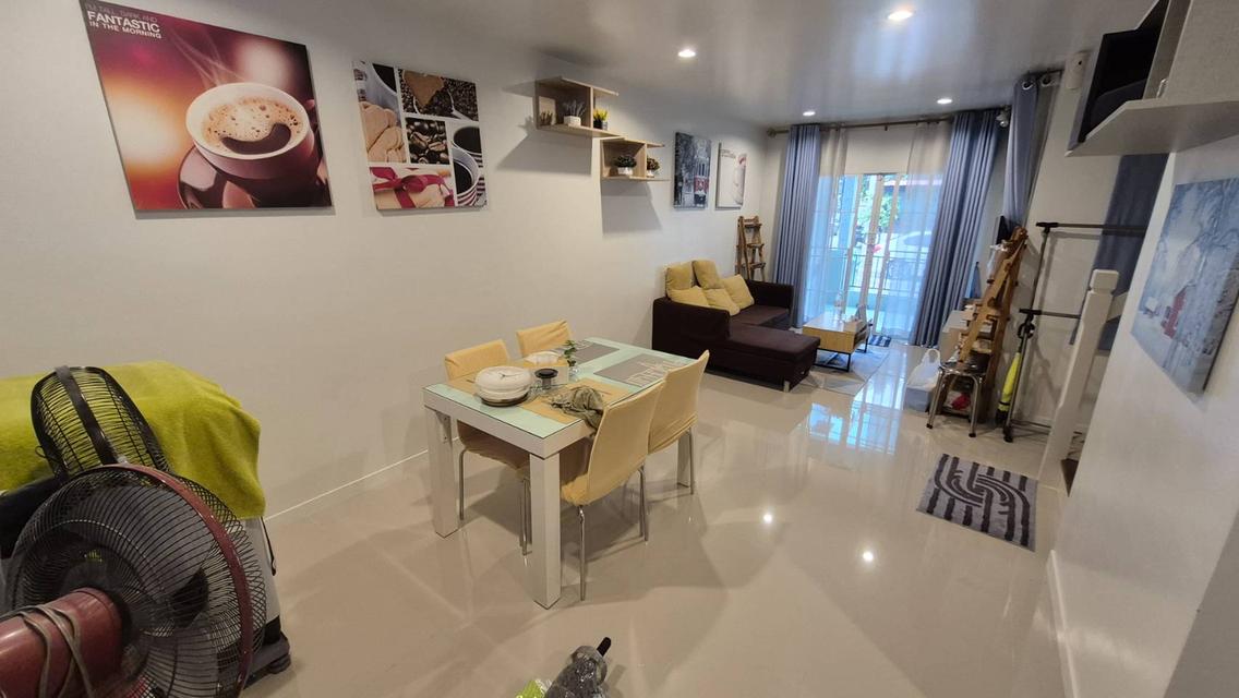ขายบ้านทาวน์เฮ้าส์ห้องริม 6