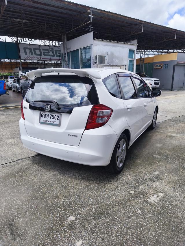 HONDA JAZZ 1.5V 2009