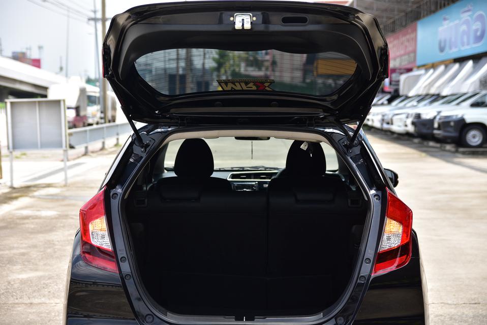 2023 HONDA JAZZ 1.5V AUTO รูปที่ 15