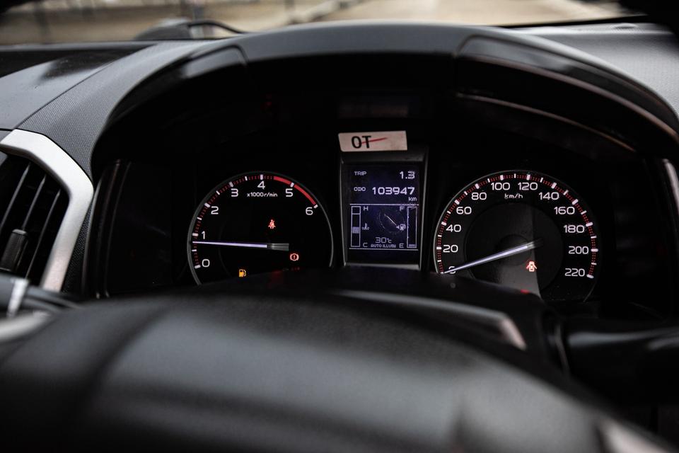 Isuzu Dmax Hi-lander 2.5Vgs Z ปี14 รูปที่ 9