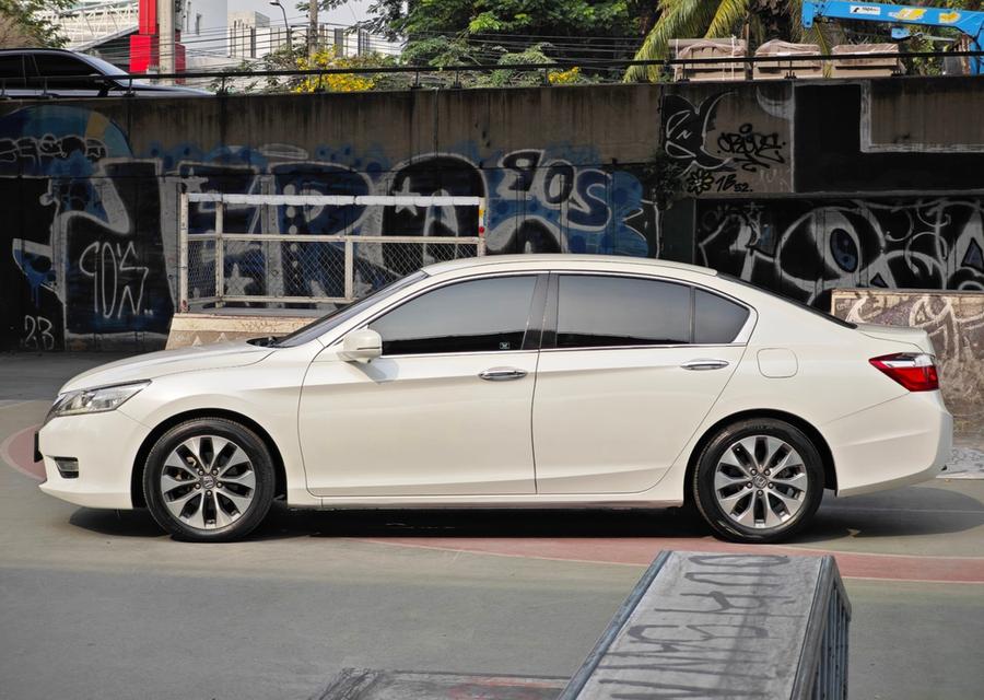 Honda Accord G9 2.4 EL i-VTEC ปี 2014  3