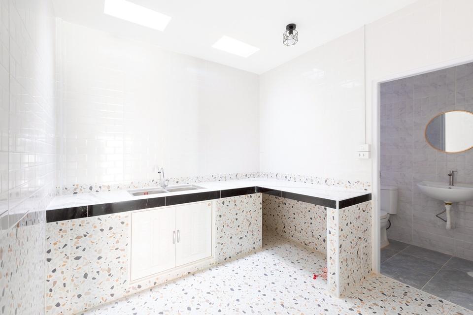 หมู่บ้านพรทวีวัฒน์1  11