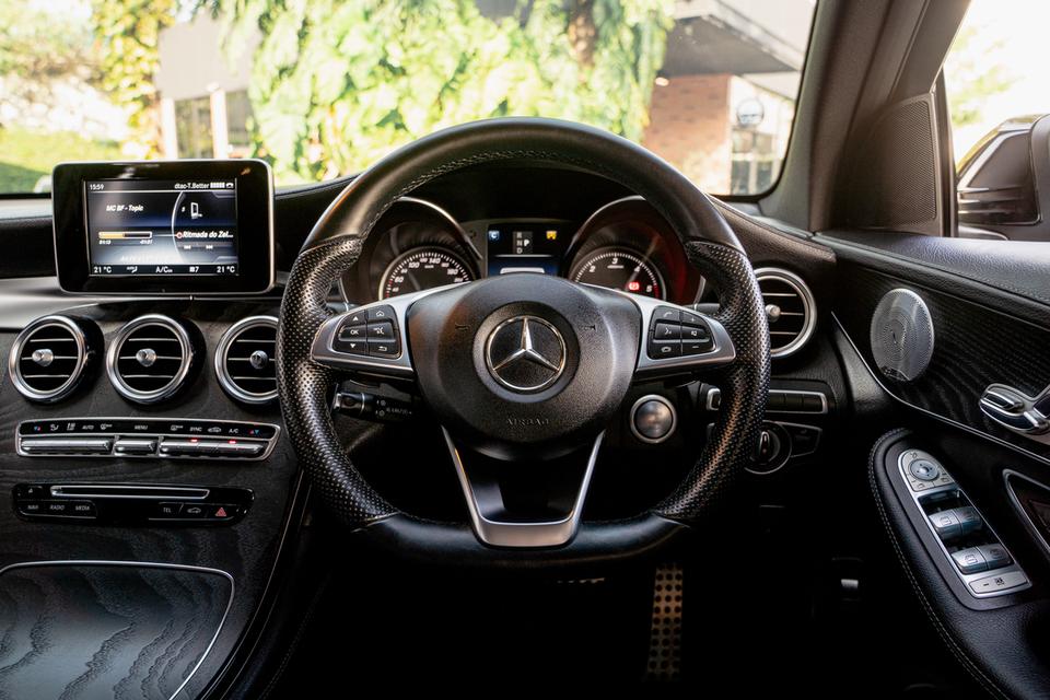 Mercedes-Benz GLC250d AMG Dynamic ปี 2018⭐️𝐁𝐞𝐧𝐳 𝐆𝐋𝐂𝟐𝟓𝟎𝐝 ดีเซลเข้าใหม่! ขับ 4 𝐨𝐩𝐭𝐢𝐨𝐧 ครบ ⭐️ 4