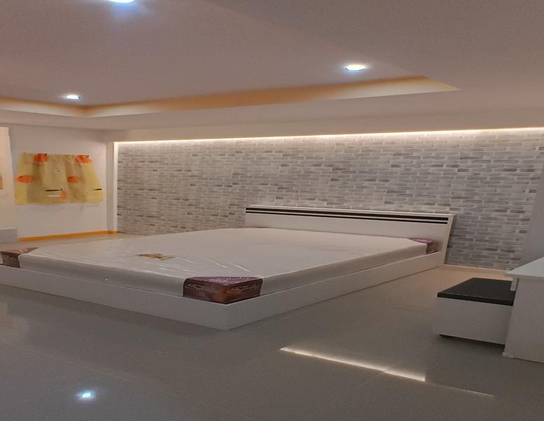 4ห้องนอนขายหมู่บ้านชอรุ่งเรืองหก20วาใกล้เทศบาลบางบัวทอง 4