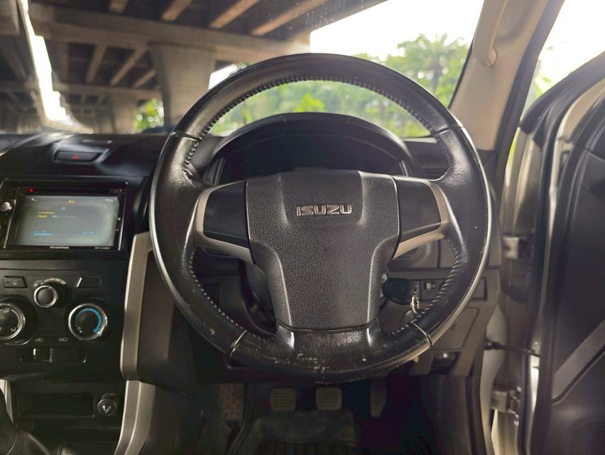 Isuzu D-Max 2.5Z Ddi Hi-Lander Cab MT Year 2012 13
