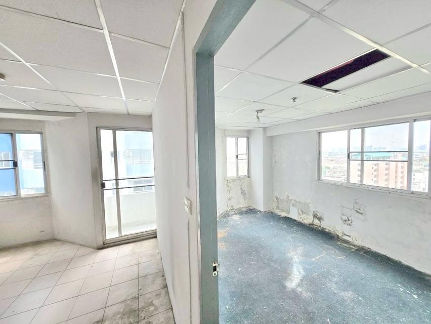 ขาย คอนโด ต่ำกว่าราคาประเมินที่ดิน  สวัสดีกรุงเทพ คอนโดมิเนียม 45 ตรม 2นอน 1น้ำ ใกล้MRTศรีนครินทร์38 5