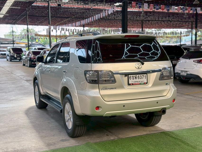 TOYOTA FORTUNER 2.7 V 2WD ปี2009รถบ้านแท้ รถสวยสภาพดี พร้อมใช้งาน 4