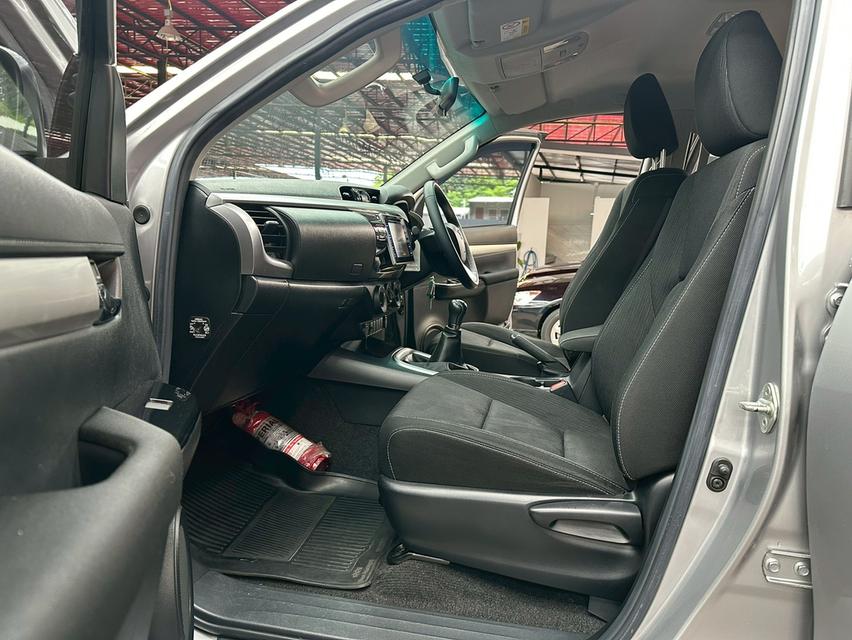 TOYOTA REVO 2.4 E PLUS 4WD DOUBLECAB ปี2020 รถสวยสภาพกริ๊บๆ ออพชั่นจัดเต็ม 17