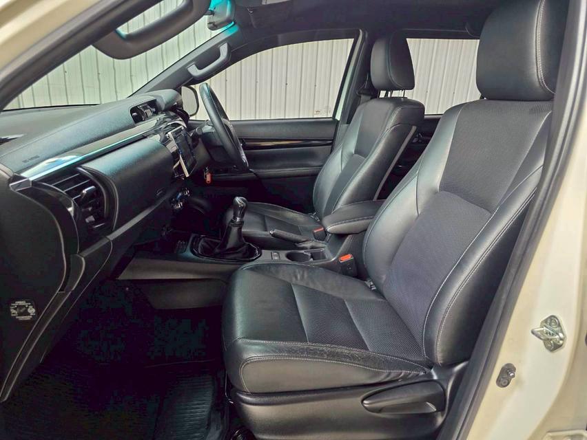 TOYOTA HILUX REVO 2.4 PRERUNNER DOUBLE CAB ปี 2019  9