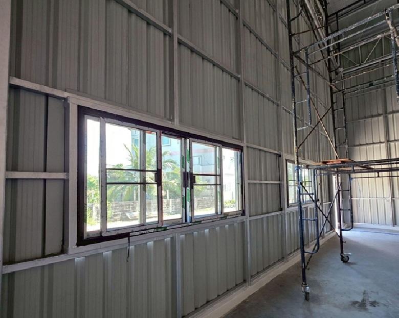 ให้เช่าโกดัง สร้างใหม่ ย่านรามคำแหง ใกล้แยกลำสาลี / ซอยรามคำแหง 60 / ที่จอดรถ 10 คัน / พื้นที่ใช้สอย 485 ตารางเมตร 3