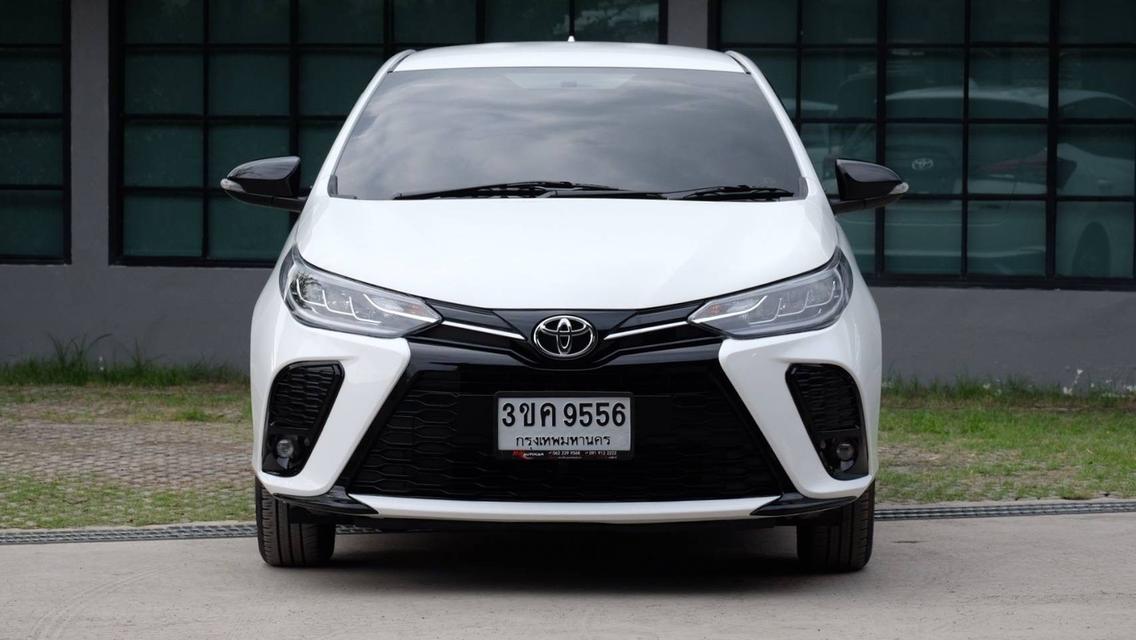 รหัสรถ KN9556 TOYOTA YARIS ECO 1.2 รุ่น SPORT 2022