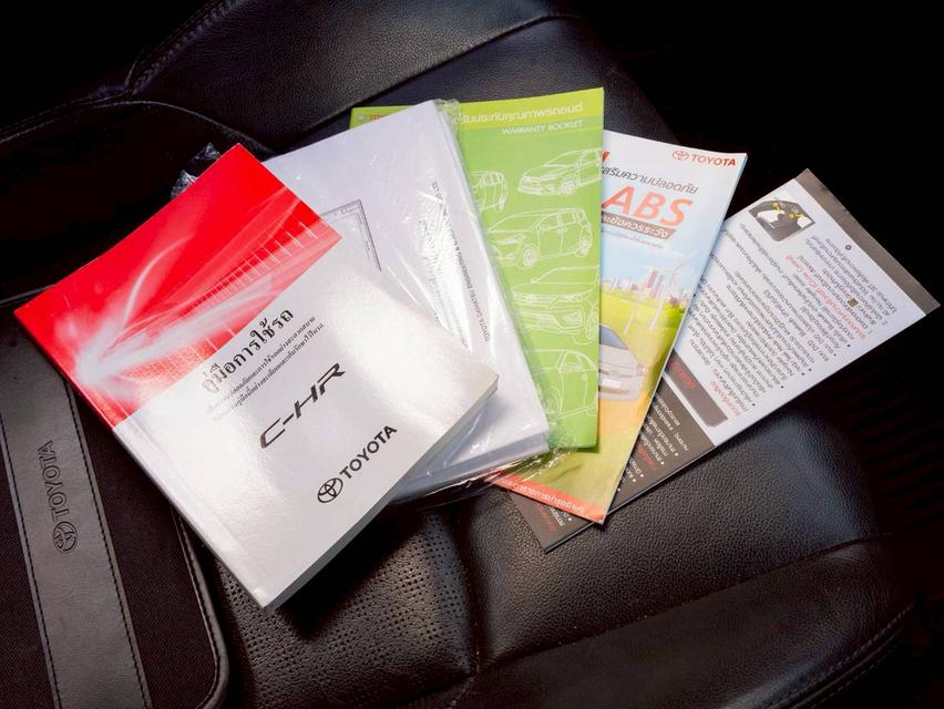 Toyota CHR 1.8Mid ปี18 10