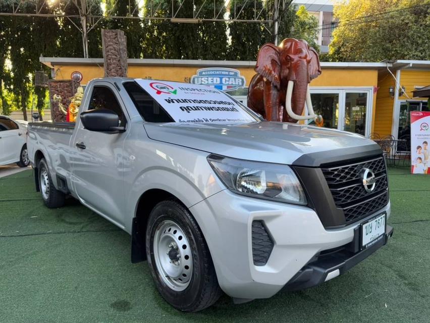 #NISSAN NAVARA  รุ่น SINGLECAB ตัว SL  เครื่อง2.5cc. เกียร์ธรรมดา ปี 2022 #รถมือเดียวป้ายเเดงไมล์แท้100%  2