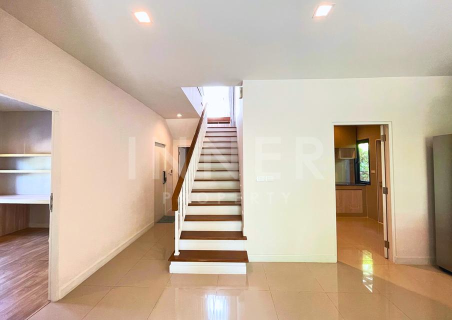 บ้านหลังมุม 4 ห้องนอน ใกล้ Mega Bangna และ สนามบิน !!! 🏡🌳(For Rent/ให้เช่า) Burasiri Wongwaen-Onnut 💵72,000 THB บุราสิริ วงแหวน-อ่อนนุช 18