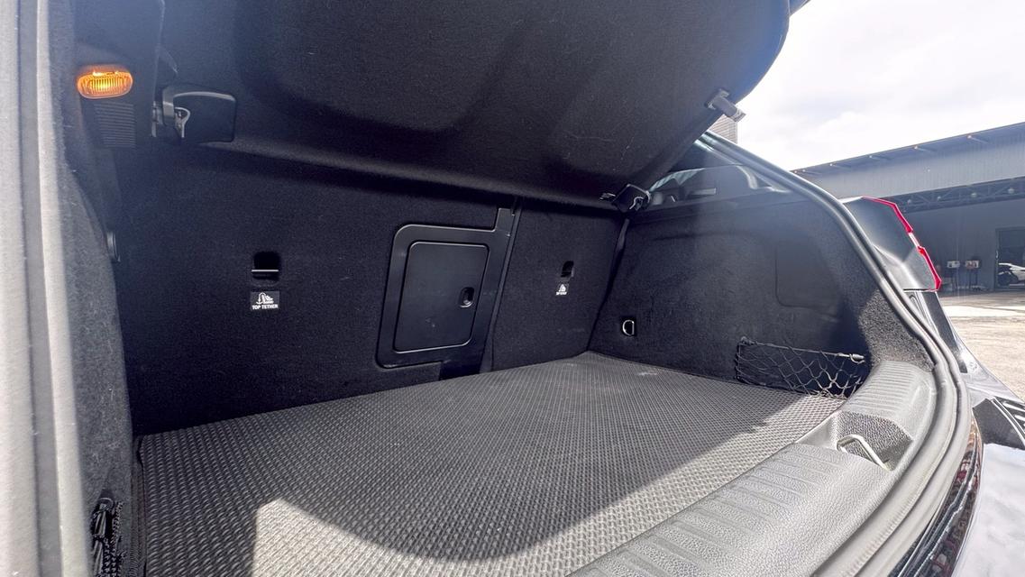 รหัสรถ TPV53 🎊 Mercedes Benz GLA250 2.0 AMG Dynamic 🎊 2016 17