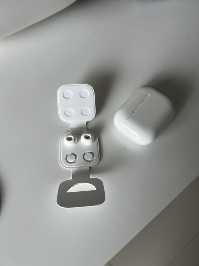 Airpods Pro 1st gen 2
