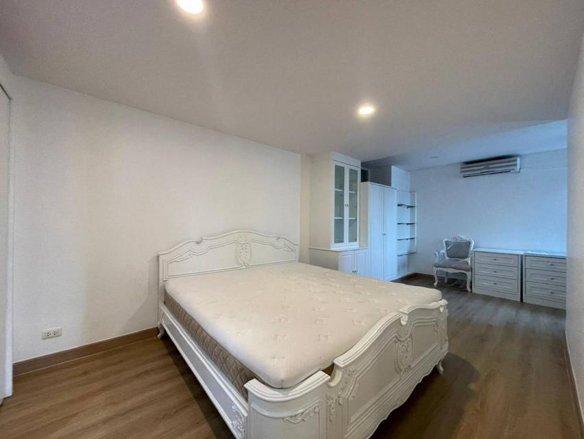 ให้เช่า คอนโด D.S. Tower 2 Sukhumvit 39 (ดี.เอส. ทาวเวอร์ 2 สุขุมวิท 39)125 ตรม 3 นอน 2 น้ำ ชั้น 8 5