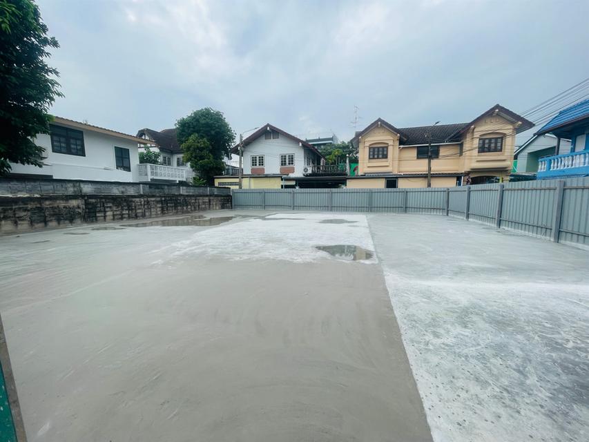 ขายที่ดินพระราม 9 เขตห้วยขวาง ที่ดินแปลงมุม ถมแล้ว 80 ตารางวา 2