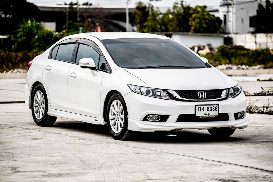 #Honda #Civic Fb 1.8S สีขาว ปี 2012 มือเดียวป้ายแดง 3