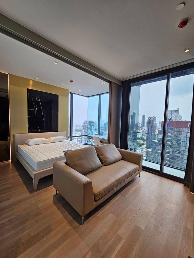 ให้เช่า Ashton Silom แอสตัน สีลม ติด BTS ช่องนนทรี ห้องชั้นสูงวิวสวย เสียงรบกวนน้อย 00073 10
