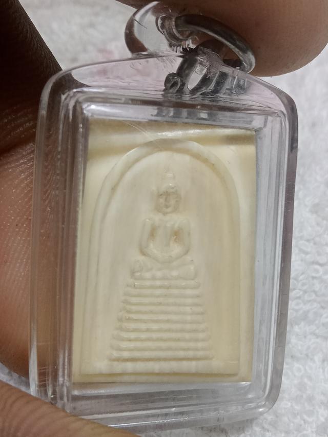 สมเด็จเกศไชโย งาช้างแกะ ไม่ทราบที่ 3