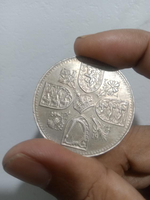 เหรียญ 5 Shillings Elizabeth 2 ปี 1953 อายุ72ปี หายาก