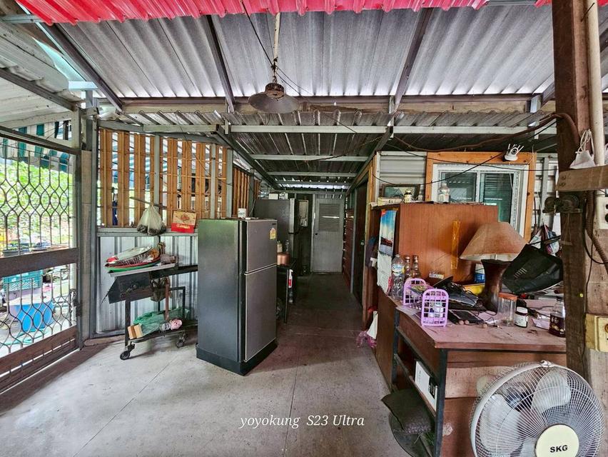 ขายที่ดิน 3-0-80 ไร่ พร้อมสิ่งปลูกสร้าง ติดถนนเลียบคลองขุนศรี ต.ไทรน้อย อ.ไทรน้อย จ.นนทบุรี 10