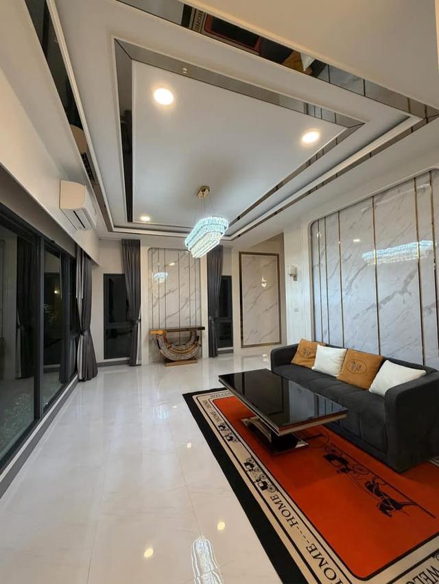 HOT DEAL – LUXURY HOME FOR SALE The city บางนา 16