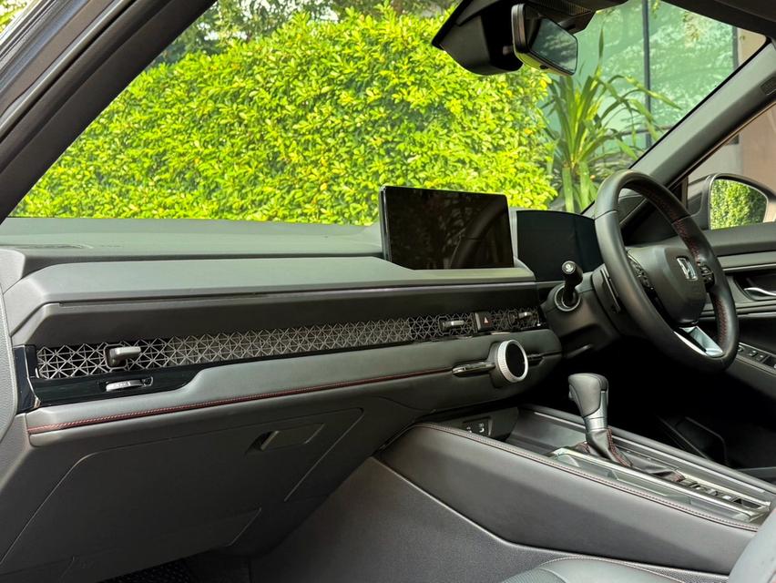 2024 HONDA ACCORD EHEV RS รถมือเดียวออกป้ายแดง รถสภาพสมบูรณ์ พร้อมใช้งาน รถวิ่งน้อย ประวัติศูนย์ครบ รถไม่เคยมีอุบัติเหตุครับ รูปที่ 11