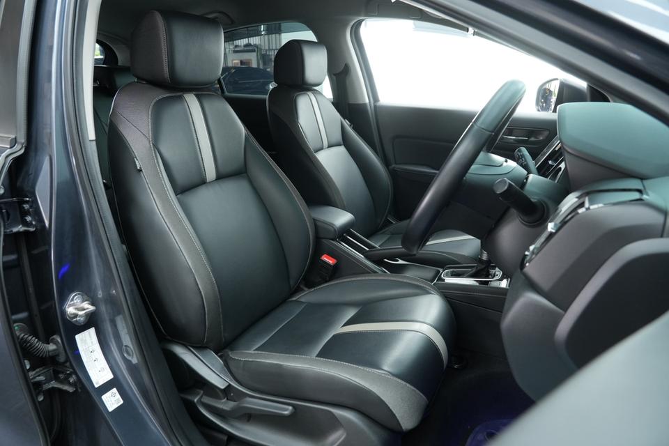 2024 HONDA CITY 1.0 SV Hatchback สีเทา เลขไมล์ 17650 กม. 14