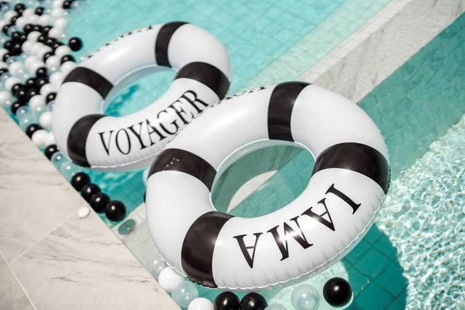 For rent pool villa style modern 2 storey beachfront Pattaya Najomtien  9