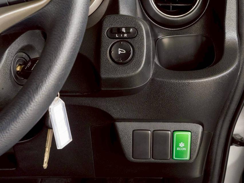 ขาย Honda Jazz 1.3Hybrid ปี13 9