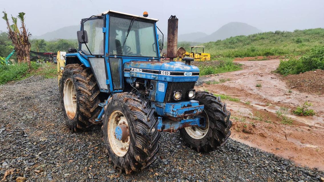 รถไถนา แทรคเตอร์ FORD 6610 ตู้เก๋ง 4WD มี low-high เสื้อลาย เก่าญี่ปุ่นแท้ พร้อมใช้