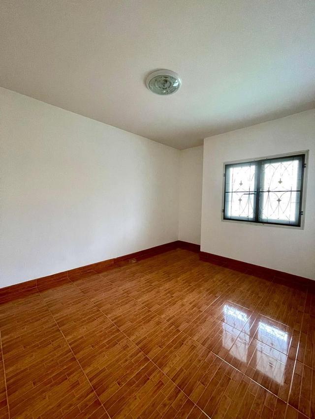 ขายด่วน ทาวน์เฮาส์รังสิตคลองสาม หมู่บ้านพฤกษา 13 6