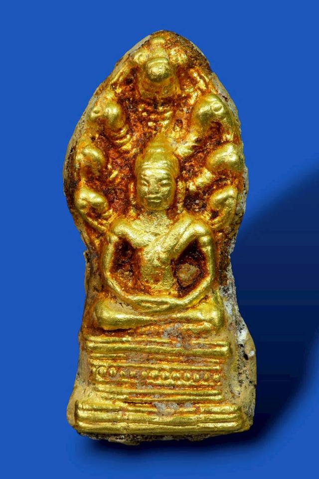 พระเนื้อว่านหน้าทอง เปิดจ้า