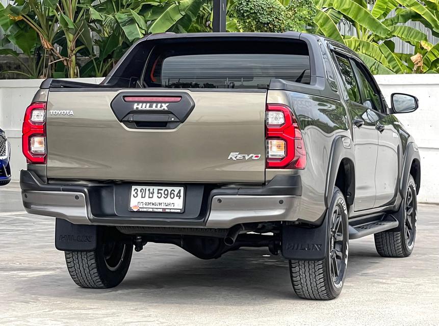 ขาย Toyota Revo 2.4Prerunner ปี22 6