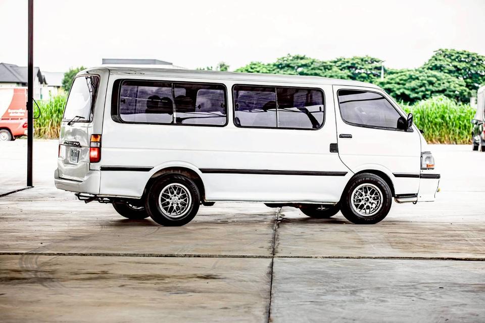 Toyota Hiace 2.4 ดีเซล MT ปี 1994 สีขาว 6