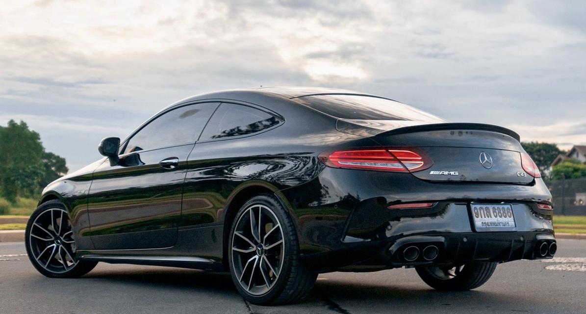 Mercedes-AMG C43 Coupe 2