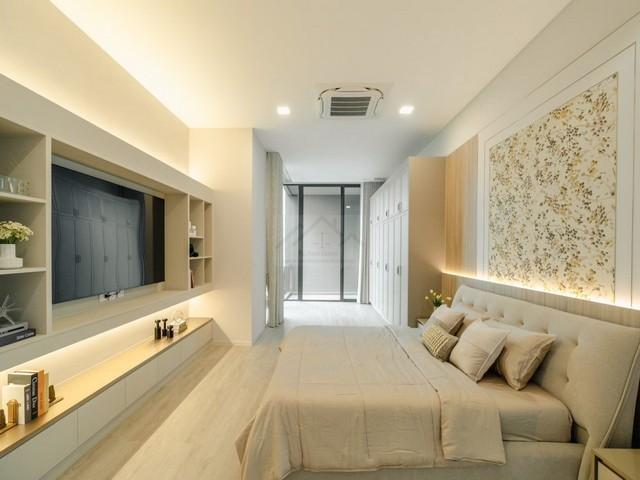 ให้เช่า บ้านเดี่ยว 3 ชั้น VIVE วีเว่ กรุงเทพกรีฑา พร้อมลิฟต์ส่วนตัว หลังมุม ใกล้โรงเรียนนานาชาติเวลลิงตัน ถนนกรุงเทพกรีฑา