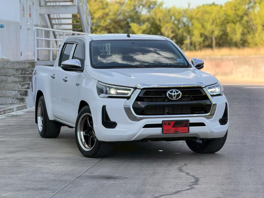 TOYOTA Hilux Revo Double Cab 2.4 MidZ Edition (MY22) 60th Anniversary ปี2022