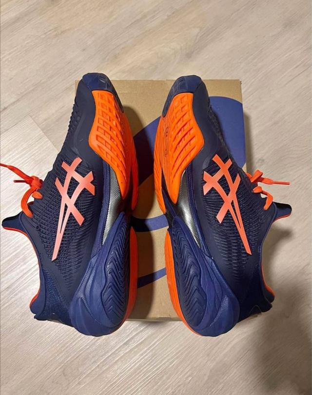 รองเท้าเทนนิสผู้ชาย asics 1