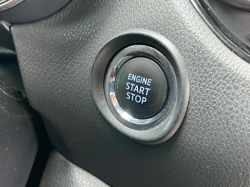 ขาย Toyota CHR 1.8Mid ปี19 9