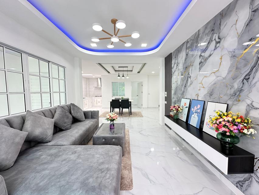 พูนสินธานี 3 เคหะร่มเกล้า 4