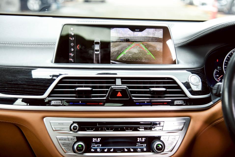 รหัสรถ CBL1406 BMW 730Ld 3.0 M Sport G12 AT 2019 19