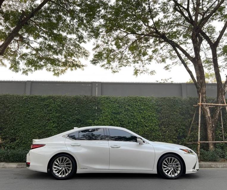 LEXUS ES300h Grand Luxury Hybrid Sunroof ปี2019 รถสวยมือสอง 5