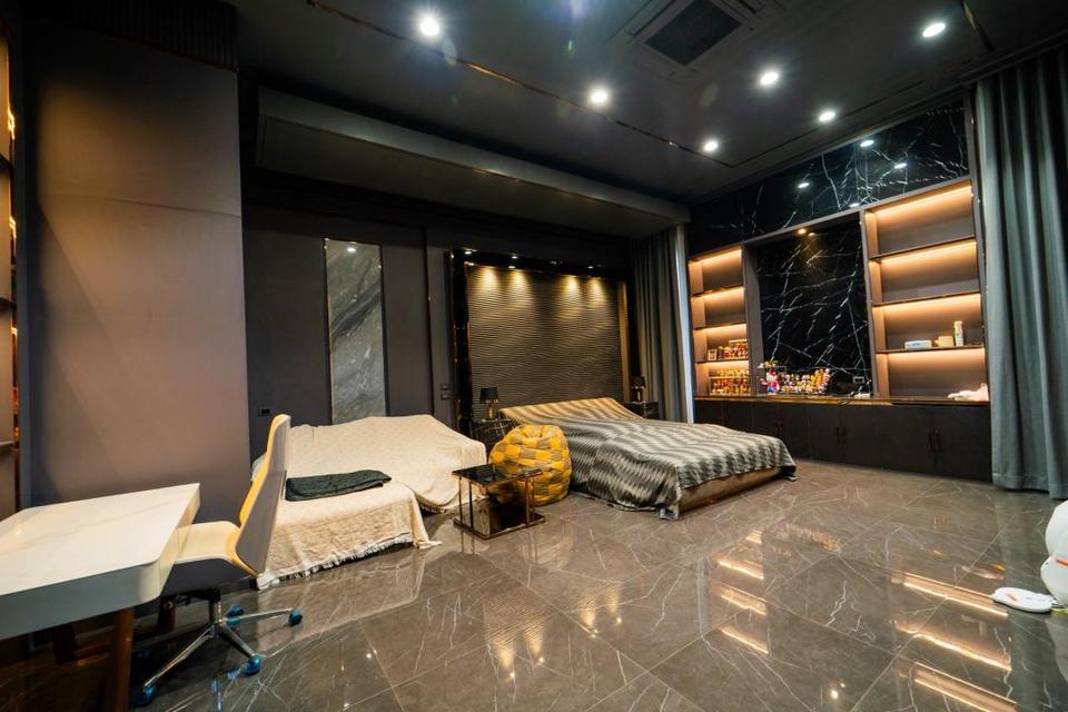 บ้าน ขายคฤหาสน์หรู พุทธมณฑลสาย 3 ราคา 250 ล้านบาท ตกแต่งสวยหรูพร้อมเข้าอยู่ 6