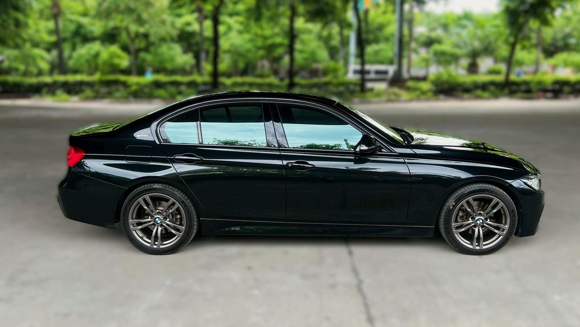 BMW 330e Limousine M Sport F30 ปี 2017
