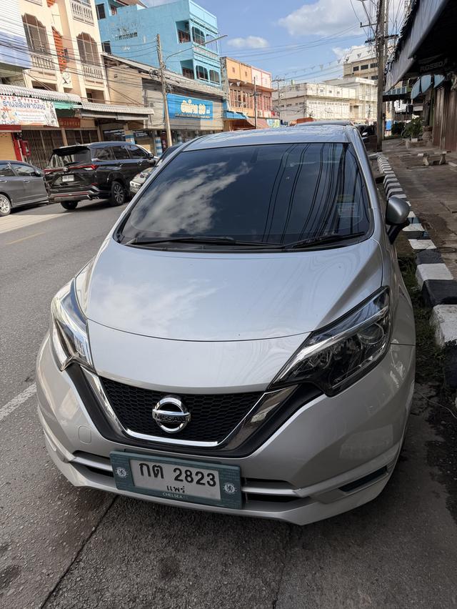 Nissan note V2018. มือเดียวสภาพสวย